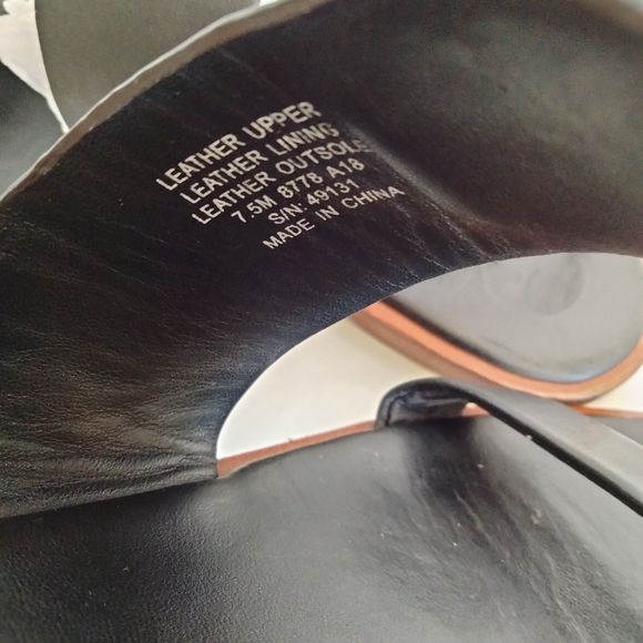 Tory Burch Black Melinda Sandals size 7.5 - Picture 7 of 14